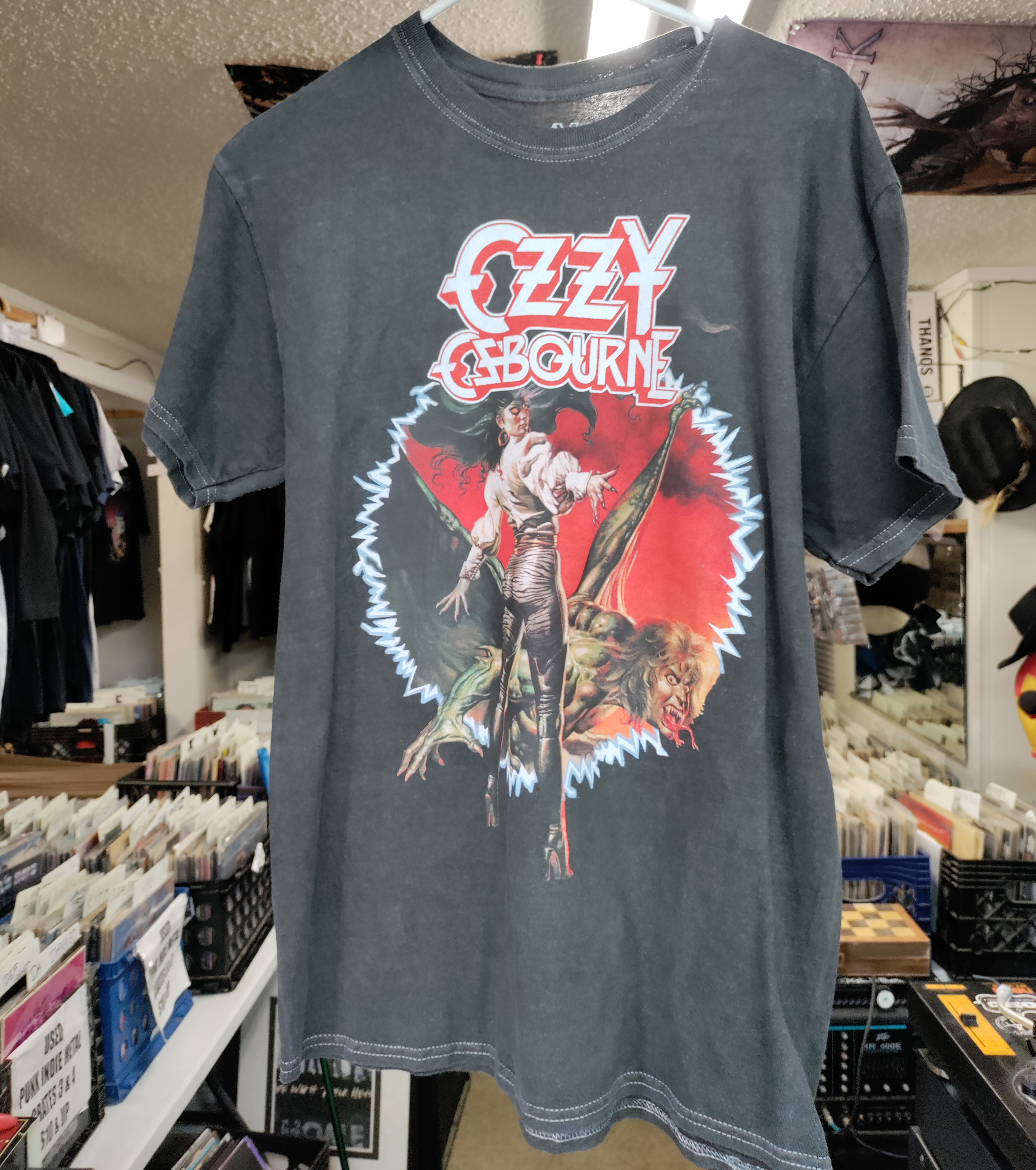 Ozzy Osbourne Ultimate Siin Tshirt Medium NEW