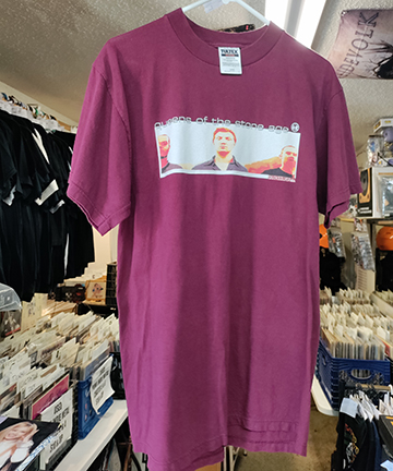 Queens Of The Stoneage Quicksilver Tshirt Medium VINTAGE