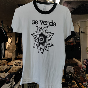 Se Vende Flower Ringer Tshirt Small USED