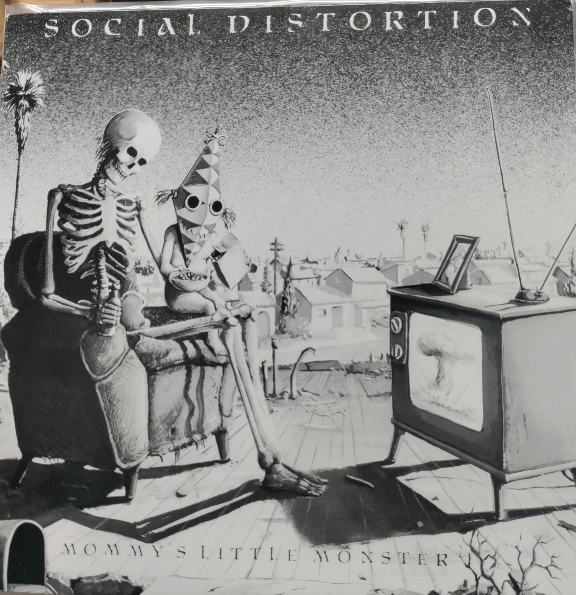 SOCIAL DISTORTION Mommy's Little Monster 2019 LP $30.00 USED RECORDS PUNK INDIE METAL